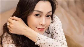 范瑋琪被命理師斷言前世是繡娘。（圖／翻攝自微博）