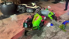 車禍,巨蛋商圈,高雄左營,恍神