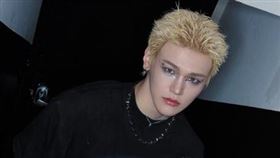 南韓男子組合Just B成員BAIN日前公開出櫃（圖／翻攝IG）