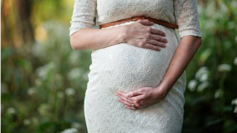 馬來西亞一名男子以老婆回娘家坐月子當藉口，和自己的岳父搞上了，還PO文懺悔被罵爆。（示意圖／翻攝Pexels）