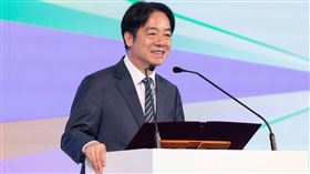 黃暐瀚看民調：賴總統的挑戰與危機。（圖／翻攝自賴清德臉書）