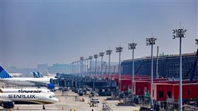 旅客將破4900萬人次　桃園機場第三航廈「北登機廊廳」進入關鍵施工期（業配勿用）