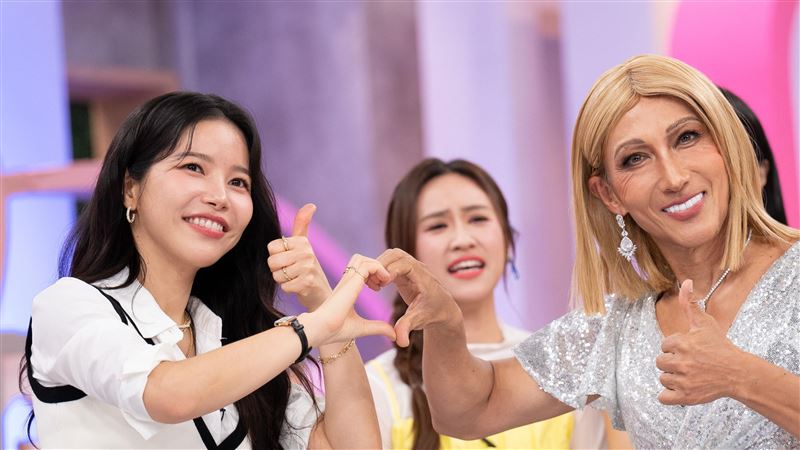 頌樂爆來台置產　潘若迪嗨翻「手比愛心」