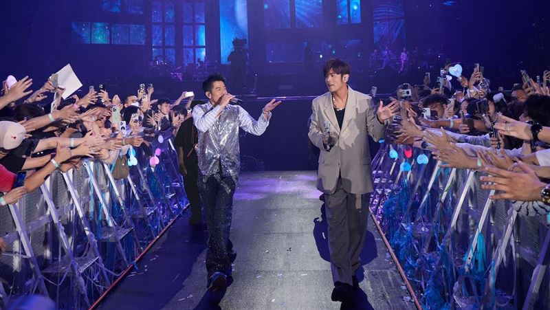 郭富城也在場!周杰倫周渝民拍攝突爆衝突