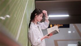 ▲中國嚴查耽美小說，多名20多歲女作家遭逮捕。（示意圖／PIXABAY）