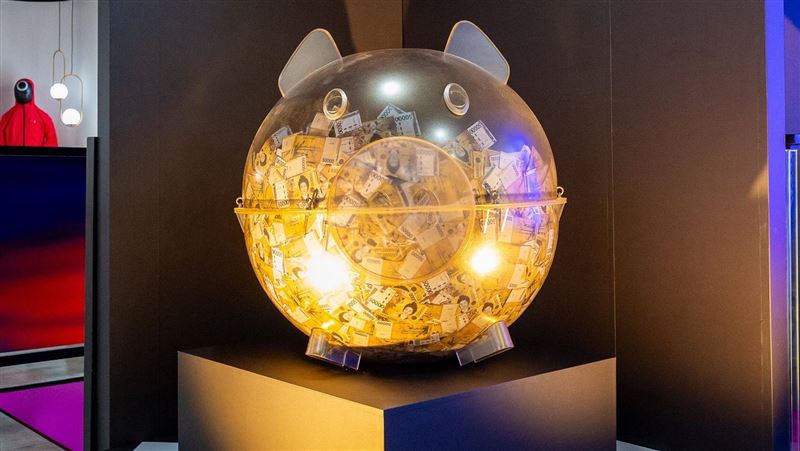 金豬撲滿！台灣大+Netflix魷魚遊戲主題店