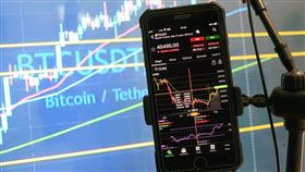 ▲00900連續第九次穩配0.1元，年化配息率高達9.3%吸睛，展現鐵板一塊的配息紀律。投資人欲參與本次配息，需在7月15日（除息日前一交易日）完成持有或買進。（示意圖／PIXABAY）