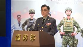 ▲國防部聯合作戰計畫處長董冀星少將回應是否能拍照一事。（圖／翻攝畫面）