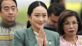 ▲泰國總理貝東塔近日陷入與柬埔寨前領導人洪森的通話風波中，引發大型抗議。（圖／美聯社／達志影像）