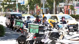 「降溫神器」抗酷暑　機車族必用秒降5℃