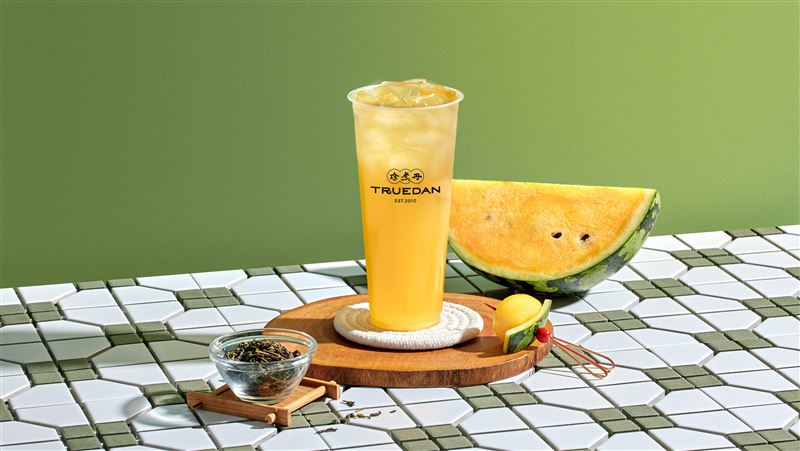 張員瑛快看!繼「西瓜烏龍」再推西瓜新品