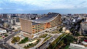 「空中鳳城」三度流標　台鐵擬調降鳳山車站營運權利金