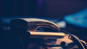 孫子1通電話她8萬元飛了　警揭AI詐騙手法