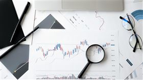 ▲受到美股走勢分歧影響，台指期夜盤下跌59點，台股開盤續強信心不一。（示意圖／PEXELS ） 