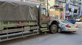 車禍事故現場。（圖／翻攝畫面）