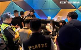 少婦帶嬰半夜唱KTV　警勸離竟回:再唱一下（圖／民眾提供）