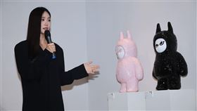 Lily近日舉辦畫展被網友虧「投胎是藝術」。（圖／記者鄭孟晃攝影）