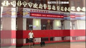 潑漆，拍照（圖／翻攝黑色豪門企業）