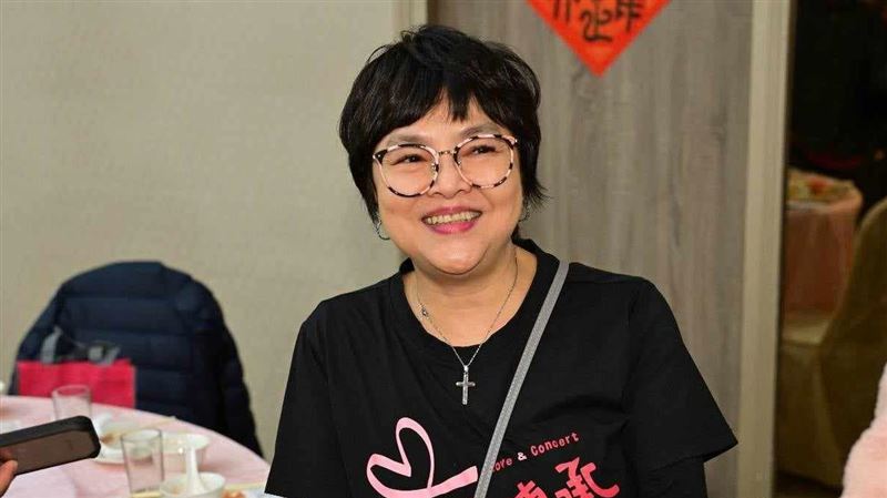 紀寶如心碎道歉「沒把兒教好」網心疼發聲