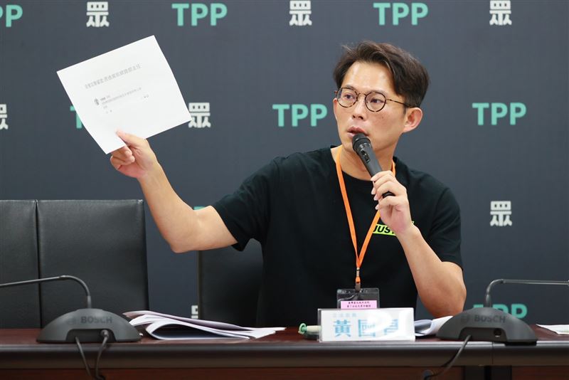民眾黨立委黃國昌。（圖／民眾黨團提供）
