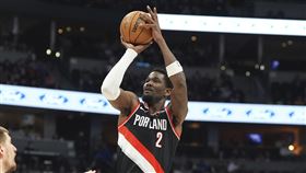 ▲湖人3日簽下昔日狀元艾頓（Deandre Ayton）。（圖／美聯社／達志影像）