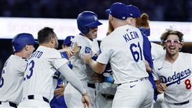 ▲佛里曼（Freddie Freeman）3日敲再見安打。（圖／美聯社／達志影像）