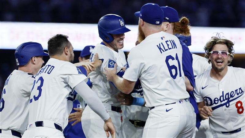 佛里曼敲再見安打！　柯蕭紀錄夜躲掉敗投