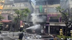 台北,西門町,火警,商圈,受困,娃娃機店。（圖／翻攝畫面）