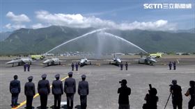 ▲RF-5E偵察機、F-5F戰機今正式除役。（圖／翻攝畫面）