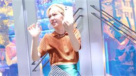 Lulu今午出席OPPO信義區限時快閃店記者會。（圖／記者鄭孟晃攝影）