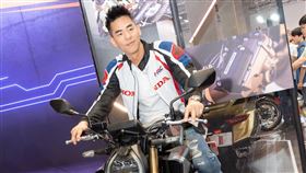 柯有倫談父子情誼與越野魂。（圖／Honda Taiwan提供）