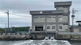 颱風丹娜絲生成  台南市災害應變中心三級開設颱風丹娜絲5日凌晨生成，不排除登陸台灣，台南市災害應變中心上午8時三級開設。圖為市府巡查抽水站。（台南市政府提供）中央社記者張榮祥台南傳真  114年7月5日