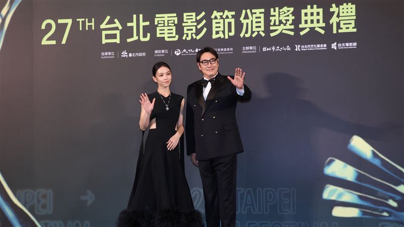 宋芸樺雙聲道秀超溜韓文　趙震雄驚呆了