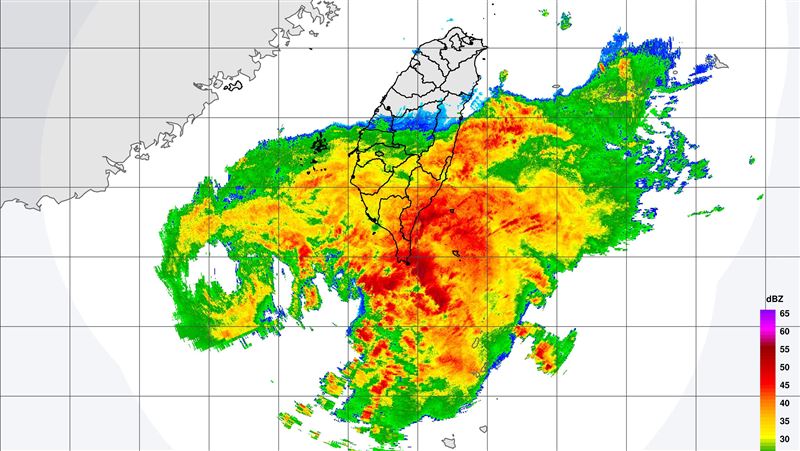 氣象署：丹娜絲持續增強　陸上警戒區出爐