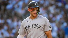 ▲洋基隊球星賈吉（Aaron Judge）意外遭隊友砸中見血。（圖／美聯社／達志影像）