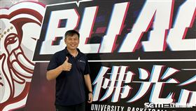 ▲前宏國隊後衛、也是佛光大學籃球教練周俊三。（圖／記者蔡厚瑄攝影）