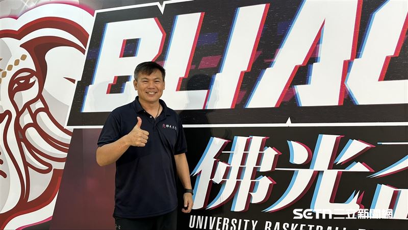 前宏國隊後衛、也是佛光大學籃球教練周俊三。(圖/記者蔡厚瑄攝影)