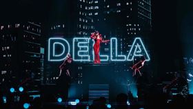 丁噹昨日前往馬來西亞開唱，一開場就換上全新造型（圖／相信音樂提供）