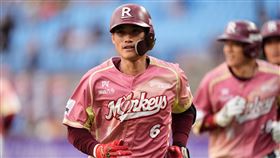 ▲樂天桃猿林承飛開轟。（圖／樂天桃猿提供）