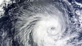 ▲三商美邦人壽提供丹娜絲颱風受災保戶相關措施因應機制。（示意圖／PIXABAY）  