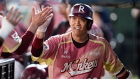 ▲樂天桃猿張閔勛開轟。（圖／樂天桃猿提供）