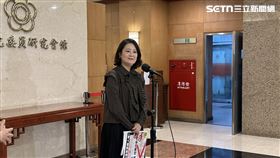 ▲民進黨黨團幹事長吳思瑤受訪。（圖／記者詹宜庭攝影）