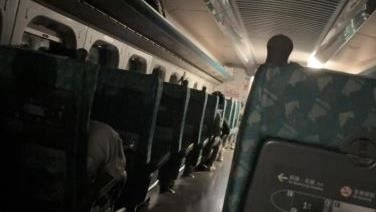 颱風夜高鐵突斷電　乘客崩潰：像屍速列車