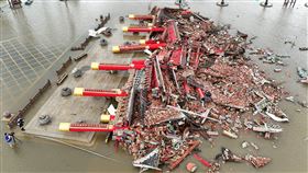 台南,台南市,北門區,牌樓,畫面,飛簷,斗拱,風貌,五門式,紅檜木,積淹水,南鯤鯓代天府,丹娜絲▲圖片描述。（圖／翻攝自「免呸」臉書）