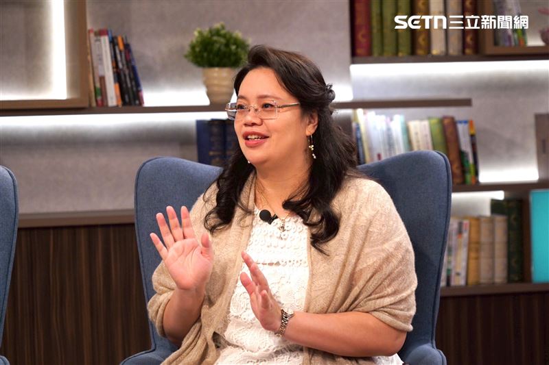 談及家庭生活,陳怡如說,陳建仁在家裡是慈父,但只要不講話「就知道事情大了」,父親很少不高興也從不會打罵。(圖/記者趙于瑩攝影)