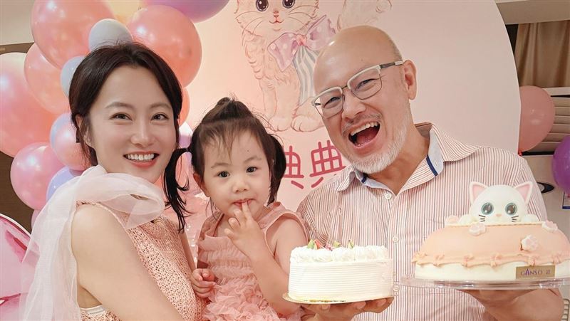 典典寶寶上海慶生！劉子銓送禮曝驚人價格