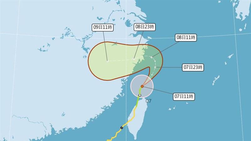 丹娜絲登陸後撞山　剩最後一口氣路徑迴轉