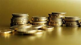 ▲台股今天下跌118點，三大法人合計買超292.3億元，。（示意圖／PIXABAY）   