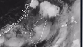 （圖／翻攝自台灣颱風論壇｜天氣特急）