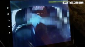 ▲北市徐男更改下車地點，卻質疑司機繞路，甚至出拳打人。（圖／翻攝畫面）